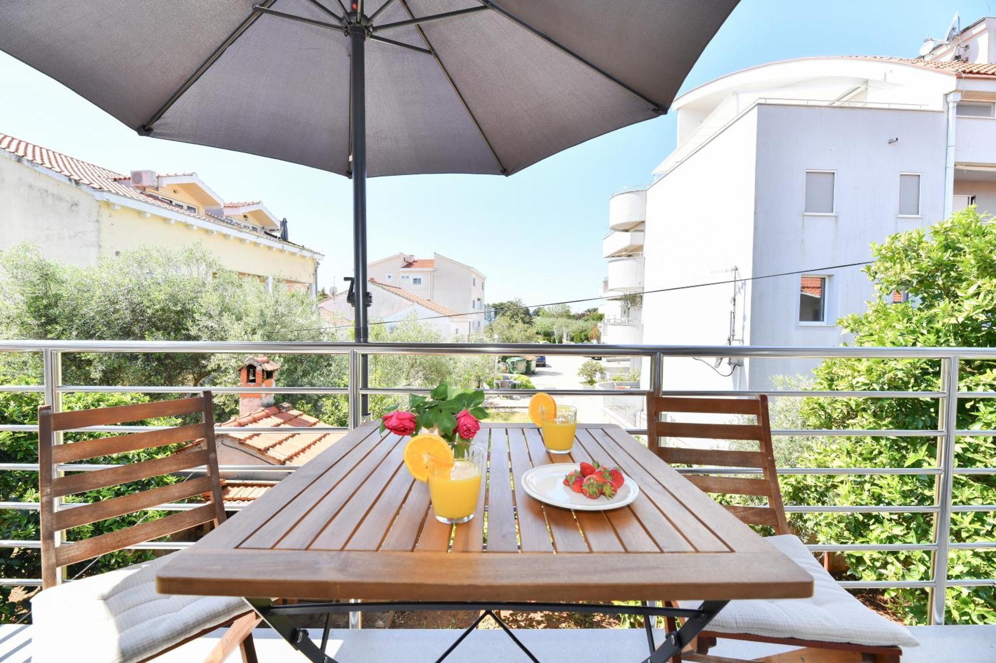 Apartman Punta Sole ザダル エクステリア 写真